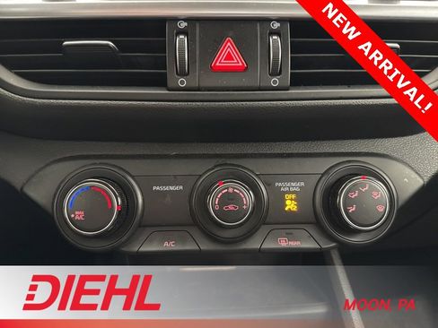 Used 2022 Kia Forte LXS image 26