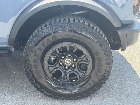 Used 2023 Ford Bronco Wildtrak AWD/4WD image 9
