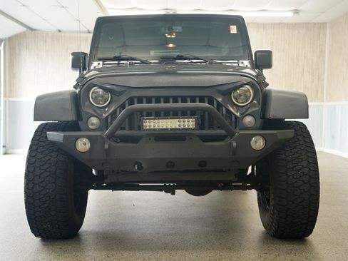 Used 2015 Jeep Wrangler Unlimited Sport w/ Quick Order Package 24S AWD/4WD image 3