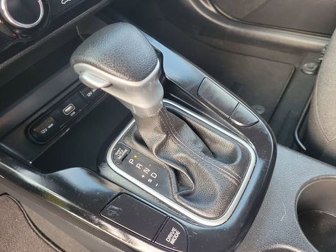 Used 2021 Kia Soul S image 27