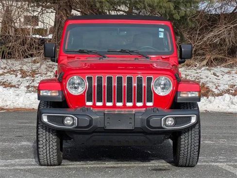 Certified 2018 Jeep Wrangler Unlimited Sahara w/ Dual Top Group image 8