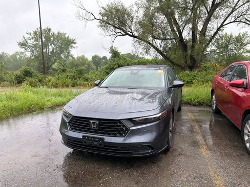 Used 2024 Honda Accord EX-L image 8
