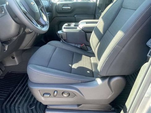 New 2026 Chevrolet Silverado 1500 Custom RWD image 12