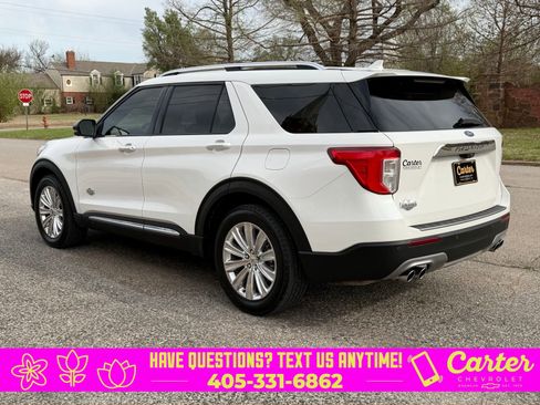 Used 2022 Ford Explorer King Ranch image 9