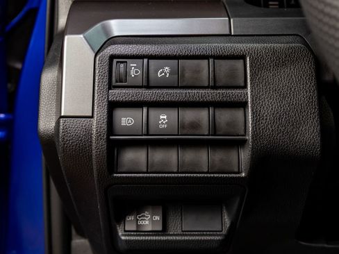 Used 2025 Toyota Tacoma SR5 image 22