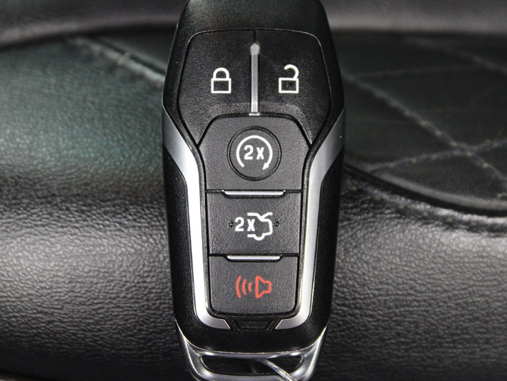 Used 2016 Ford Explorer Platinum AWD/4WD image 68