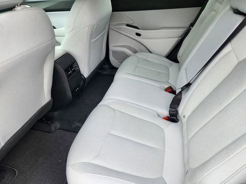 New 2026 Jeep Cherokee Laredo AWD/4WD image 30