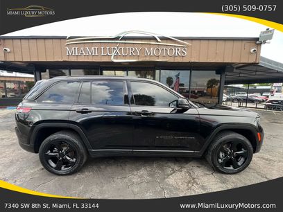 Used 2022 Jeep Grand Cherokee Altitude