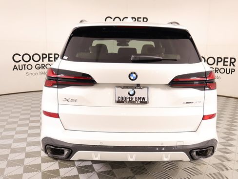 New 2026 BMW X5 xDrive40i w/ M Sport Package AWD/4WD image 23