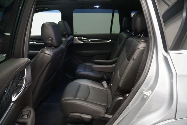 Certified 2024 Cadillac XT6 Premium Luxury AWD/4WD image 25
