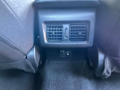 Used 2025 Toyota Camry LE FWD image 17