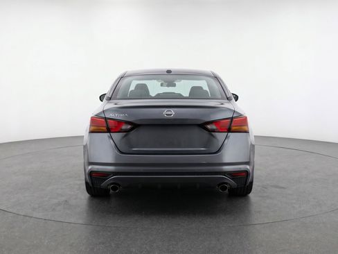 Used 2025 Nissan Altima 2.5 SV FWD image 7
