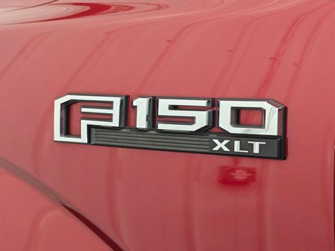Used 2018 Ford F150 XLT w/ Equipment Group 302A Luxury AWD/4WD image 47