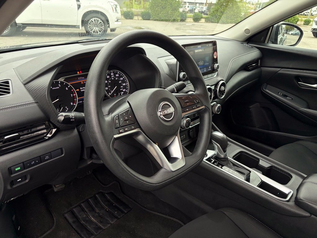 Used 2025 Nissan Sentra SV FWD image 13