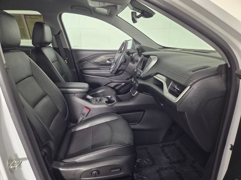 Used 2022 GMC Terrain SLT w/ Elevation Edition FWD image 31