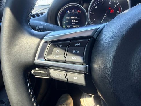 Used 2024 MAZDA MX-5 Miata Club image 13