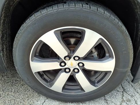 Used 2021 Chevrolet Traverse LT AWD/4WD image 29