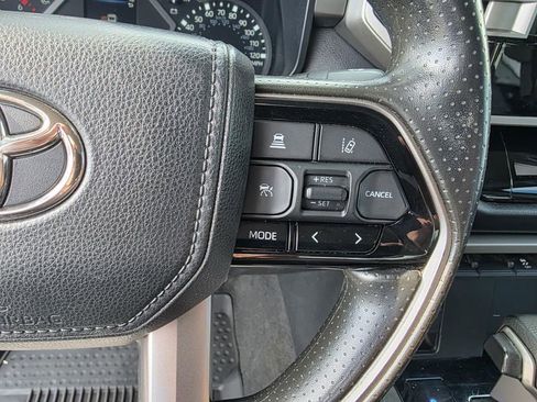 Used 2022 Toyota Tundra SR5 RWD image 18