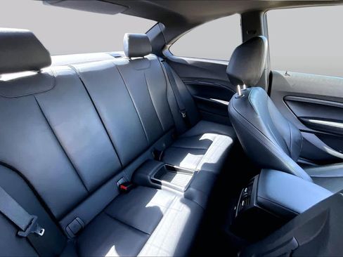Used 2015 BMW M235i Coupe RWD image 20