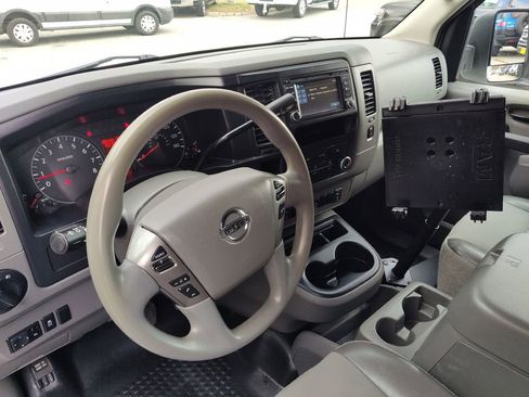 Used 2020 Nissan NV 2500 SV w/ Navigation Package image 9