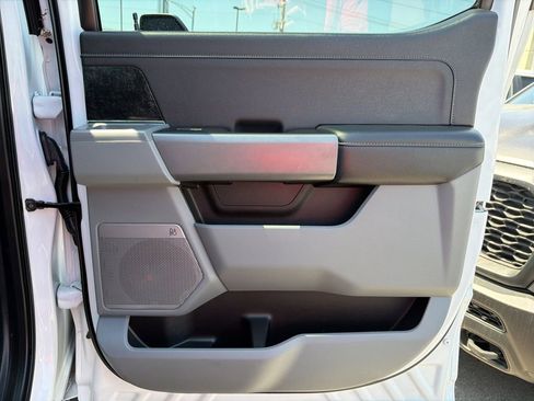 Used 2023 Ford F250 XLT w/ XLT Premium Package AWD/4WD image 18