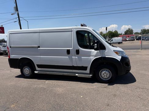 Used 2025 RAM ProMaster 2500 w/ U-Haul Equipment Group FWD image 1