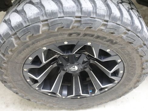 Used 2020 RAM 1500 Big Horn AWD/4WD image 10