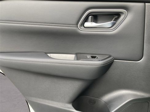 New 2026 Nissan Rogue Platinum w/ Platinum Premium Package image 30