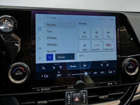 Used 2024 Lexus NX 250 FWD image 33