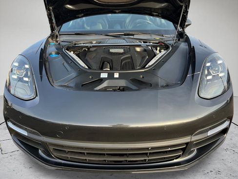Used 2017 Porsche Panamera 4 image 27