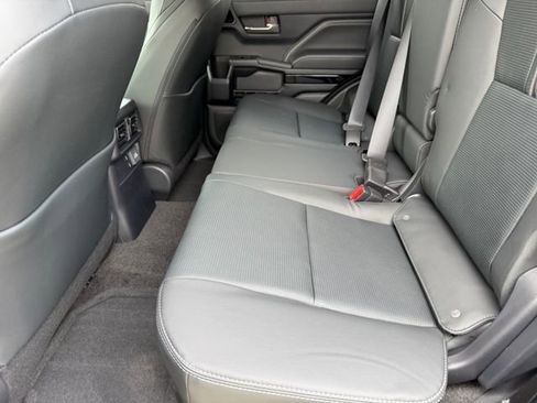 New 2026 Toyota 4Runner Limited AWD/4WD image 25