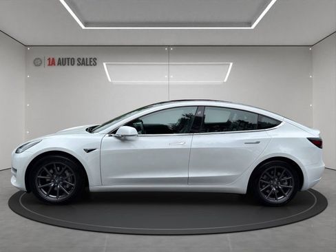 Used 2020 Tesla Model 3 Long Range AWD/4WD image 2