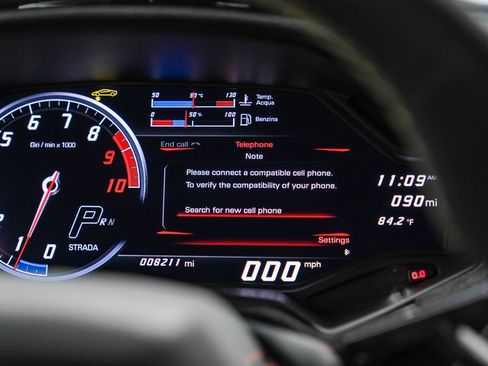 Used 2018 Lamborghini Huracan Performante image 34