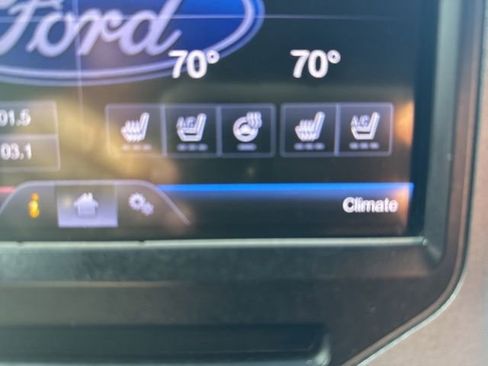 Used 2013 Ford F250 Platinum w/ FX4 Off Road Pkg image 41