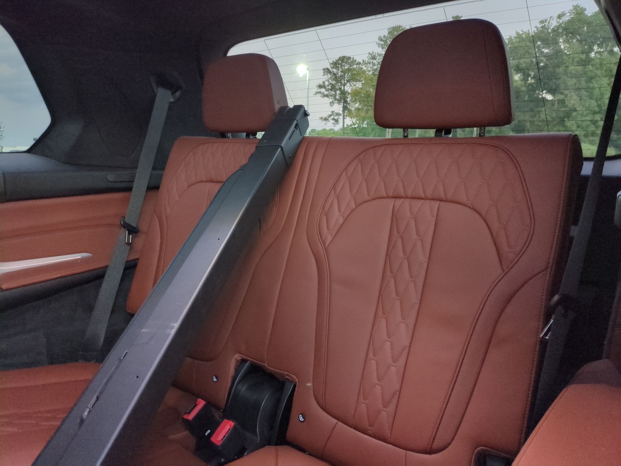 Used 2023 BMW X7 M60i AWD/4WD image 30