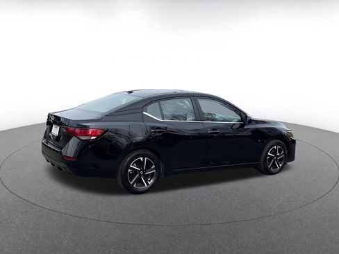 Used 2025 Nissan Sentra SV image 15