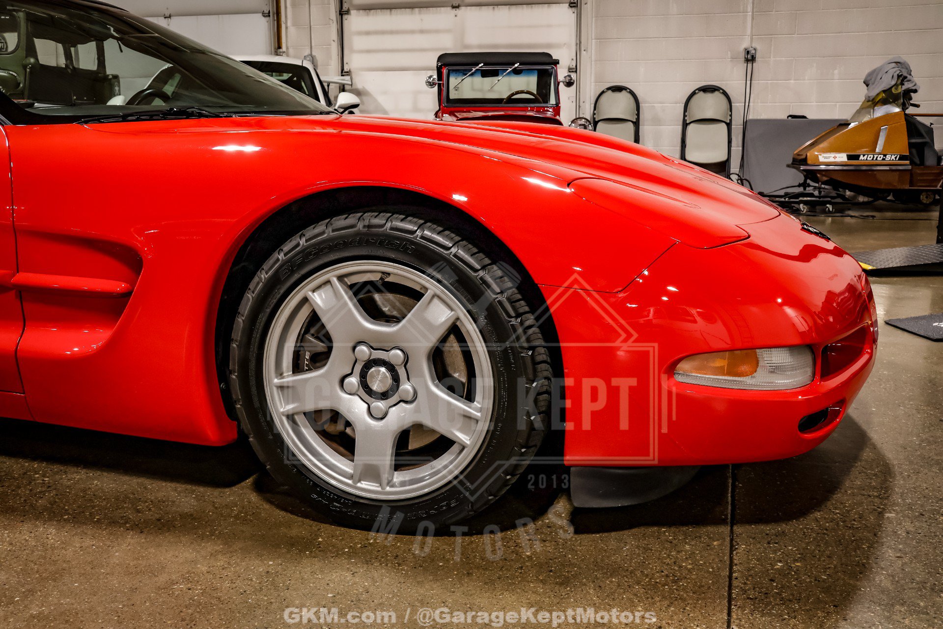 Used 1999 Chevrolet Corvette Convertible w/ Memory Pkg RWD image 63