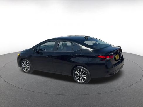 Used 2025 Nissan Versa SV FWD image 10