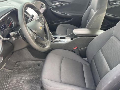 Used 2024 Chevrolet Malibu LT image 21