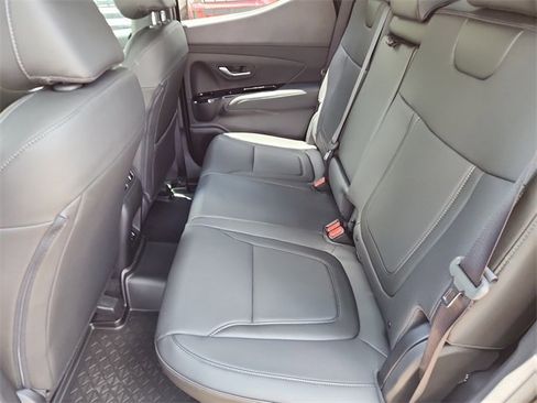 New 2025 Hyundai Santa Cruz SEL image 12