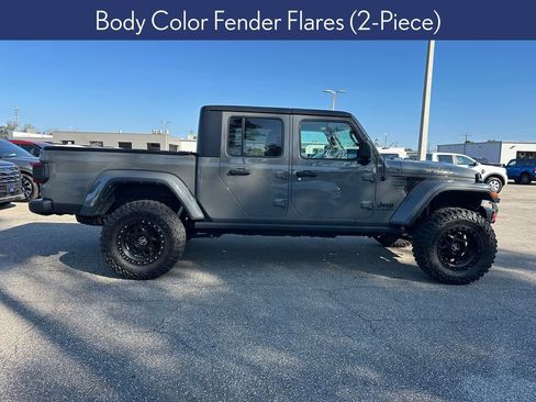 Used 2021 Jeep Gladiator Willys image 23