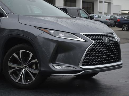 Used 2022 Lexus RX 350 FWD w/ Premium Package image 2