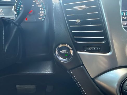 Used 2018 Chevrolet Tahoe Premier AWD/4WD image 27