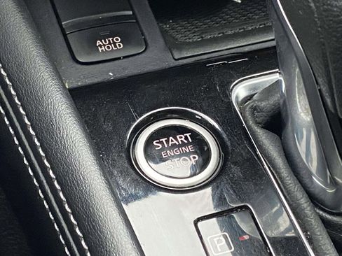 Used 2023 Nissan Kicks SV image 22