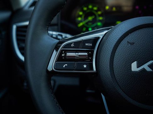 New 2026 Kia Seltos EX image 21