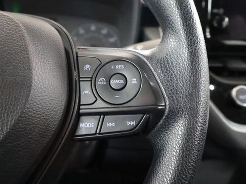 Used 2024 Toyota Corolla LE image 18