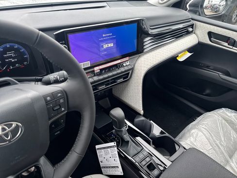 New 2026 Toyota Camry XLE AWD/4WD image 25