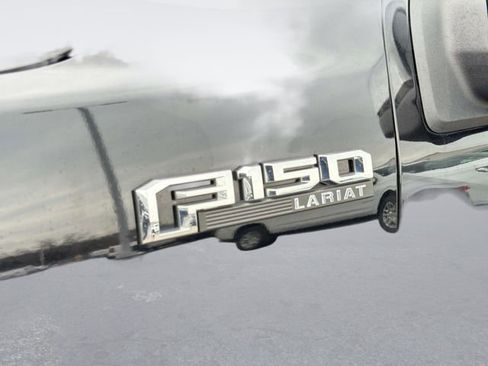 Used 2019 Ford F150 Lariat w/ Equipment Group 502A Luxury image 10