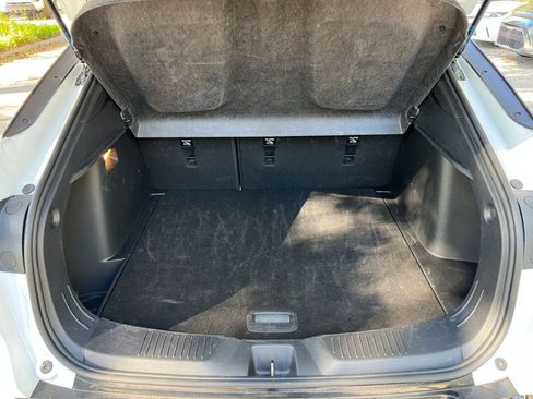 Used 2025 Buick Envista Sport Touring image 24