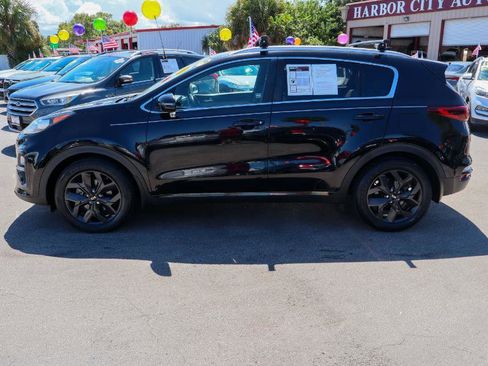 Used 2020 Kia Sportage S image 2
